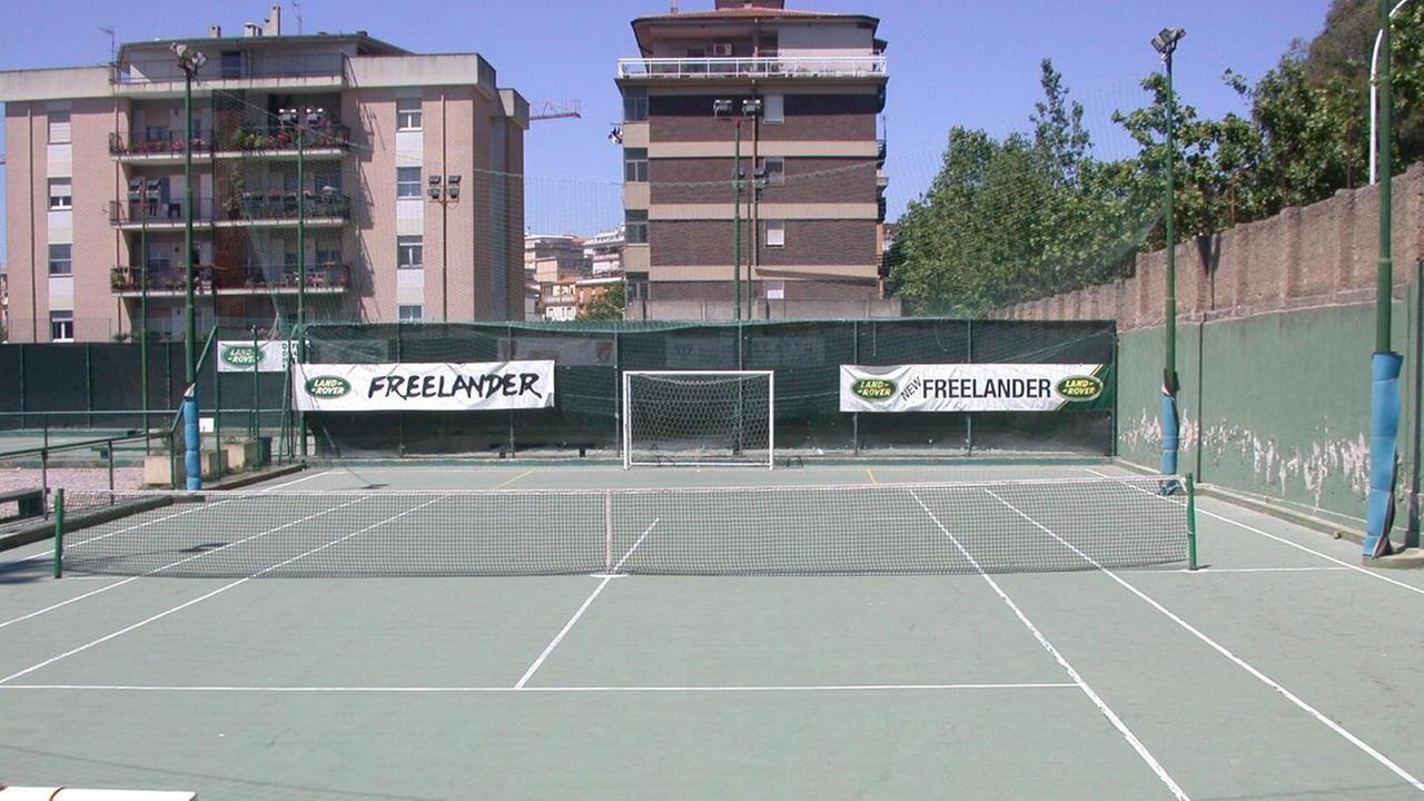 Tutti pazzi per il padel debutto ufficiale in città