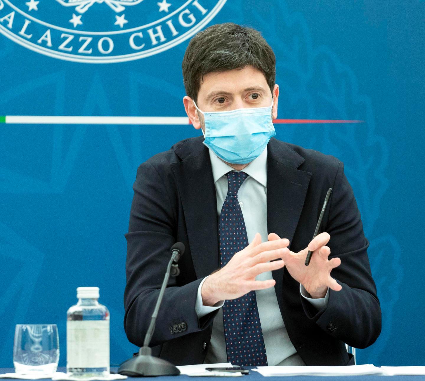 La promessa di Speranza: Sardegna bianca dal 1° giugno 