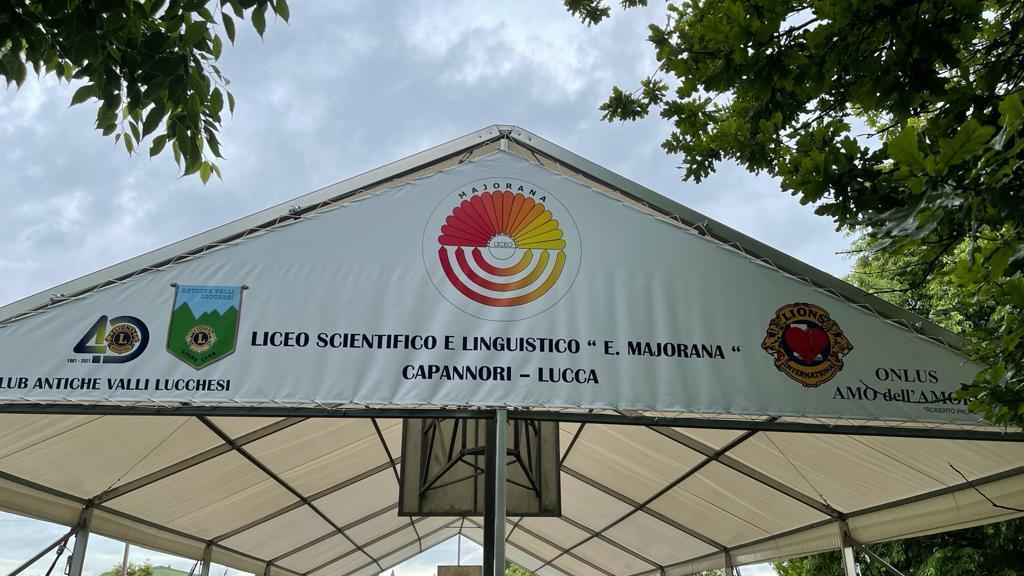La tensostruttura inaugurata al liceo Majorana di Capannori