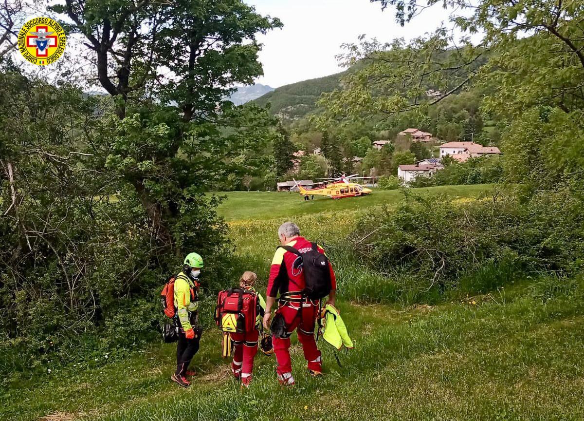 Accusa un malore alle cascate del Golfarone, soccorsi mobilitati per un 27enne