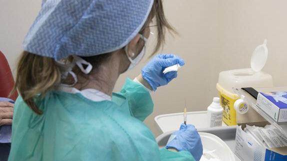 I più no-vax d’Italia? Vivono in Emilia Modena, 50mila non hanno prenotato