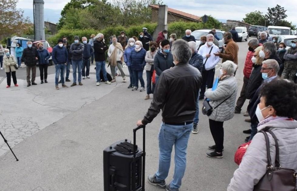Il comitato non molla Nuova manifestazione contro l’antenna Wind 