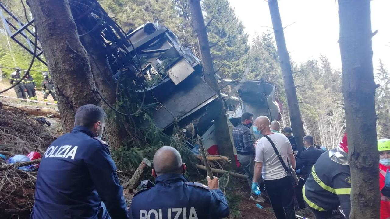 In tutta la nostra regione, il cordoglio da Ferrara a Piacenza per le vittime della funivia