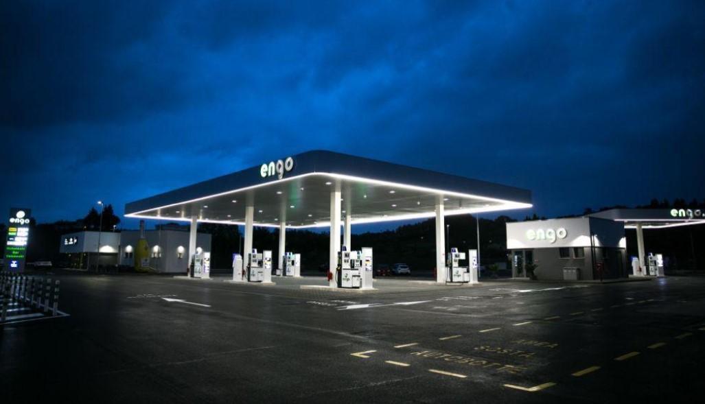 La stazione di servizio Engo
