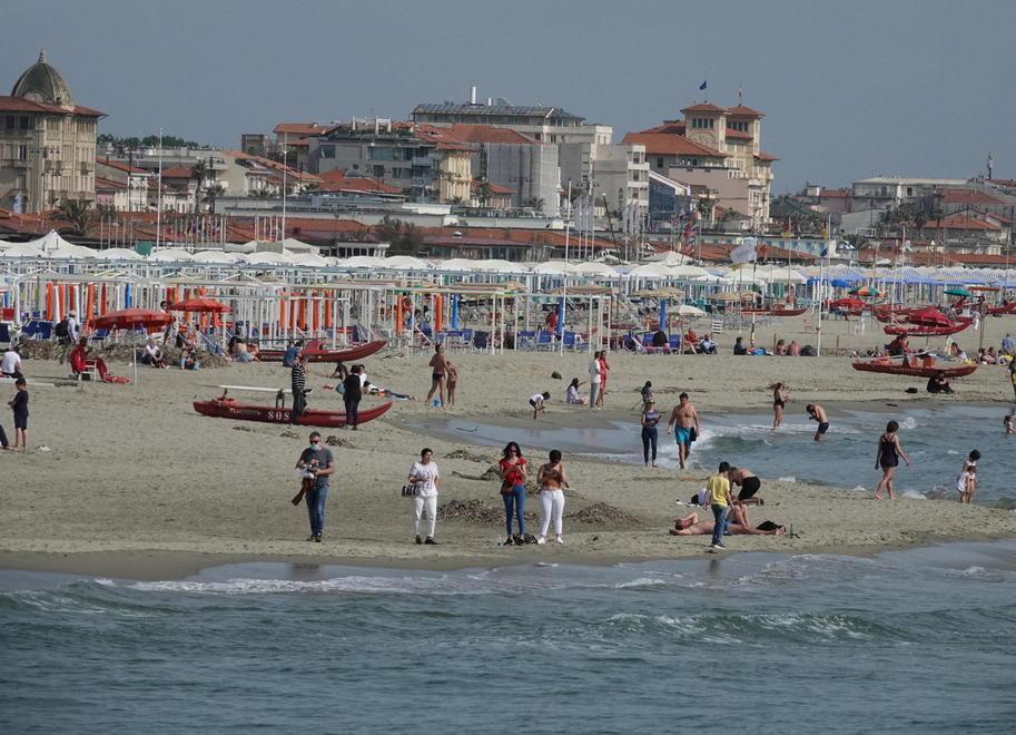 Niente assalto alle spiagge ma gli affari non vanno male 