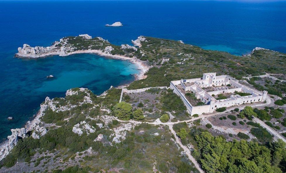 Pianosa, via alla nuova gestione per le strutture di accoglienza 
