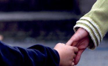 Il giudice dispone un nuovo decreto per portare via il bimbo