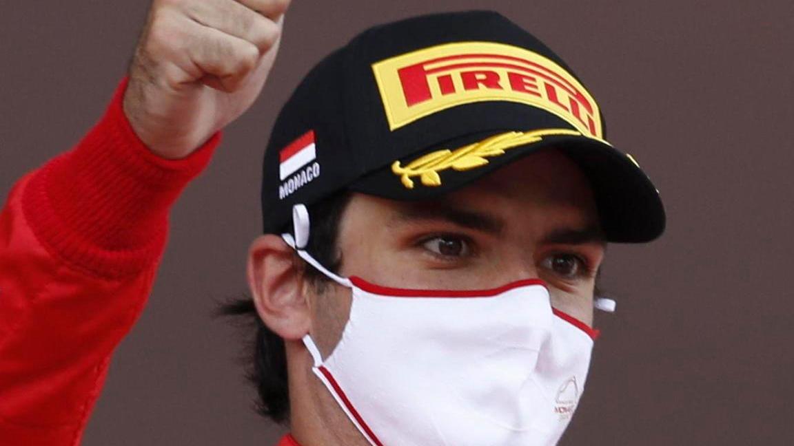 Delusione Leclerc, Sainz primo podio Ferrari