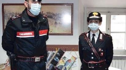 La droga sequestata dai carabinieri all’interno dell’appartamento