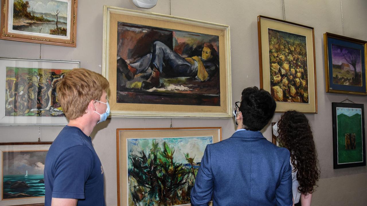 Alcune opere della nuova pinacoteca a Palazzo Aldobrandeschi (foto Agenzia Bf)