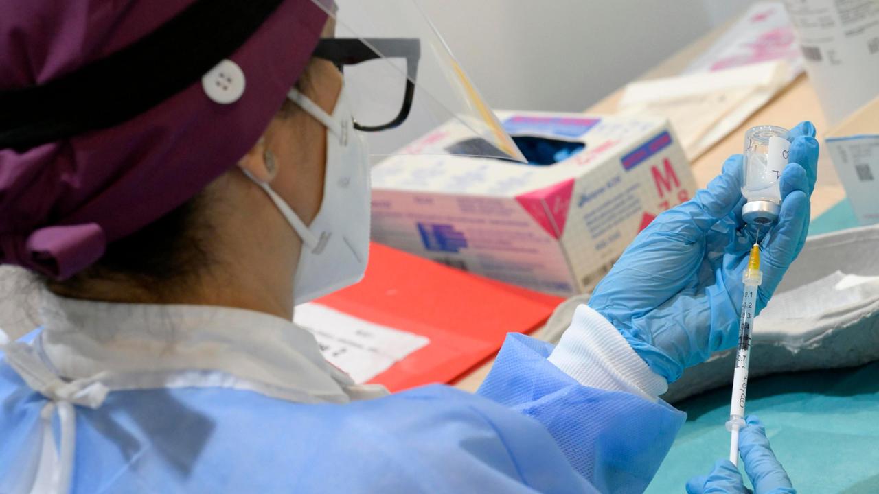 Vaccinazione straordinaria con Astrazeneca a Livorno e Rosignano: ecco dove e quando