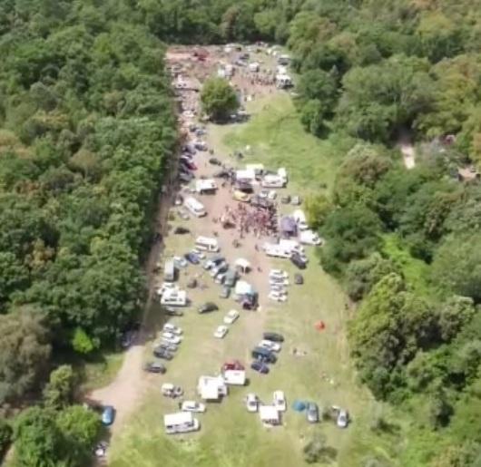 Rave, minorenni fra i trecento identificati 