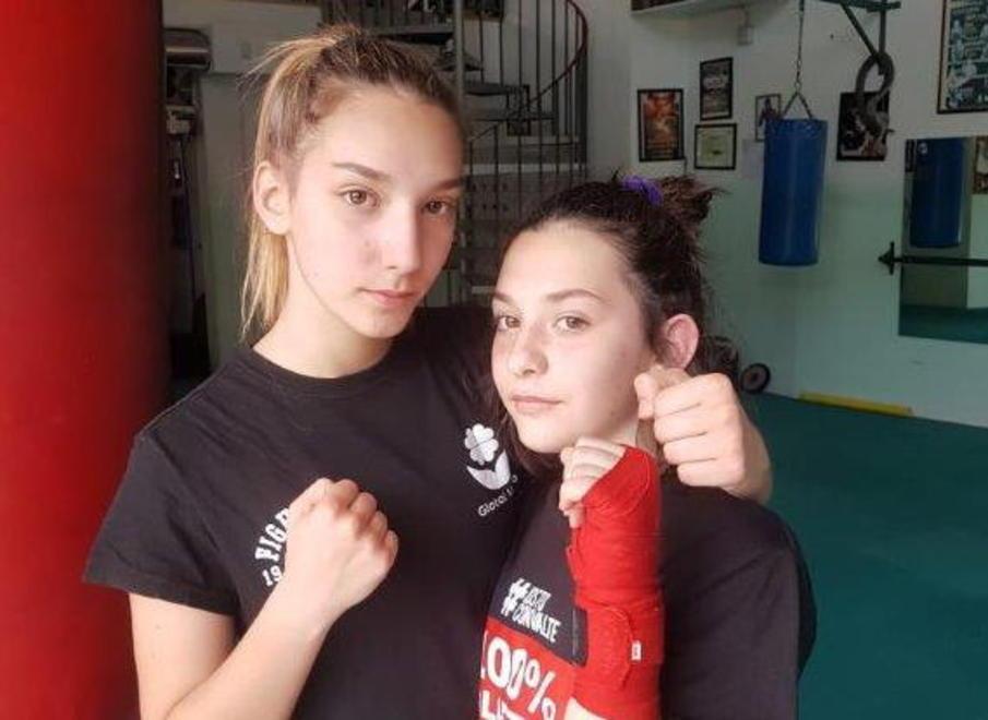 Le sorelle Giulia e Sofia agli Italiani giovanili con i colori della Fight Gym