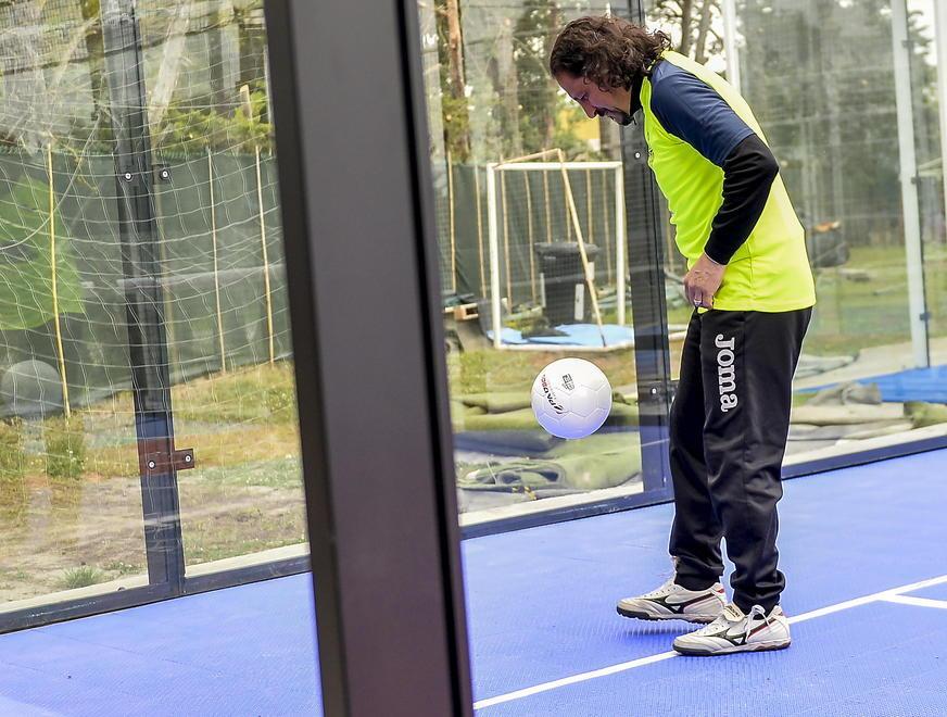 Un po’ Padel e un po’ calcio A Livorno esplode il Padbol 