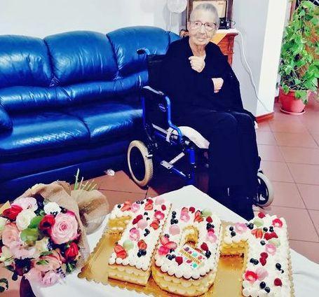 Baunei festeggia le 101 candeline di Antonia Splandesci