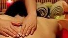 Nel centro massaggi pagando tariffe particolari si poteva fare sesso