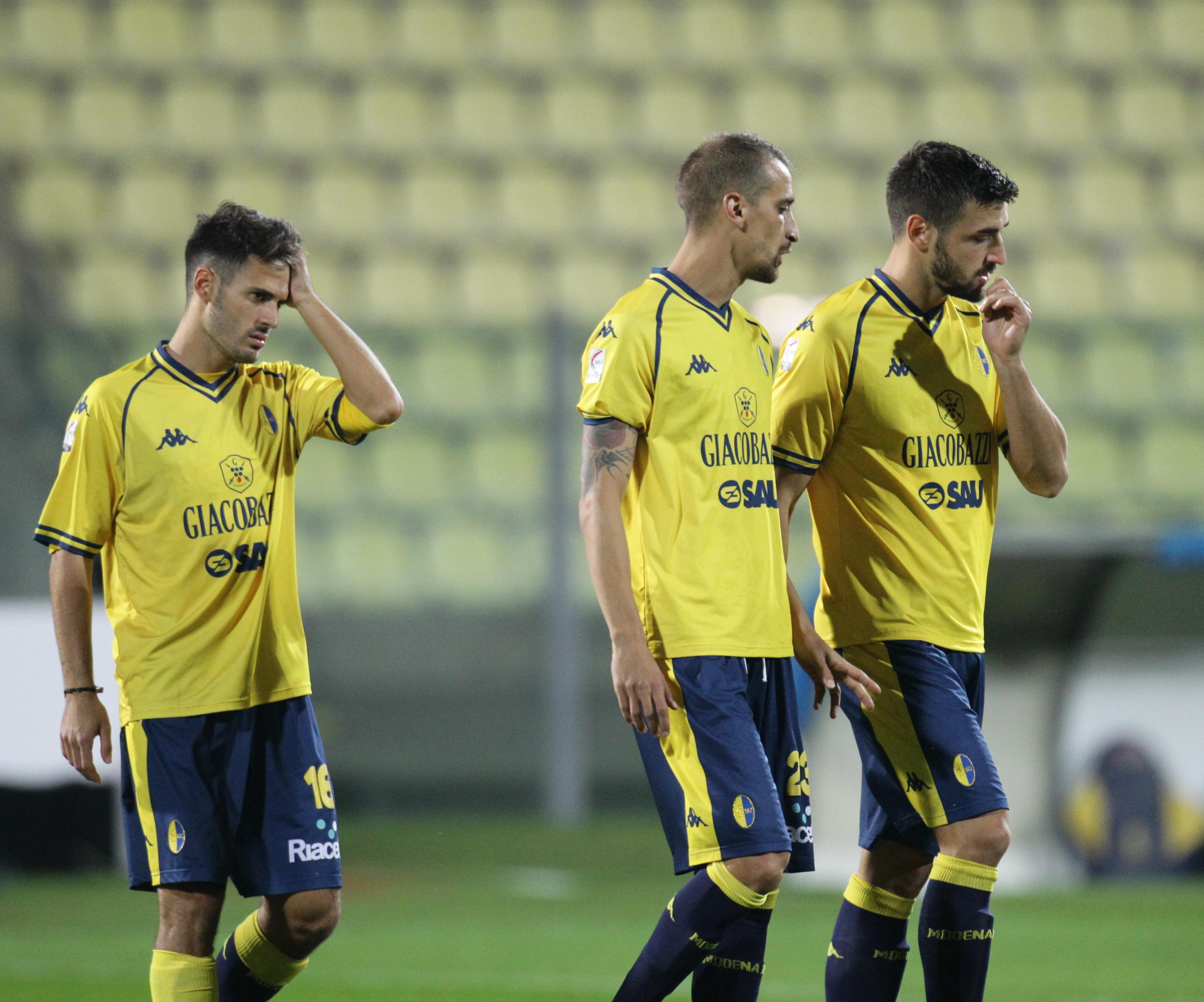 Clamoroso suicidio del Modena: è fuori dai playoff