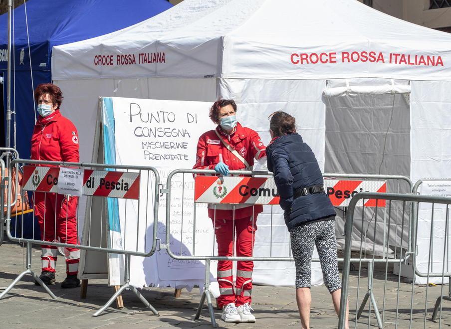Mancano le mascherine Il Comune sollecita la Regione Toscana