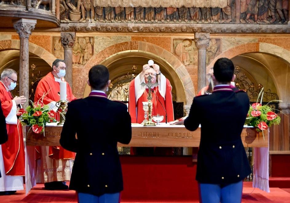 Santa Cresima per i militari