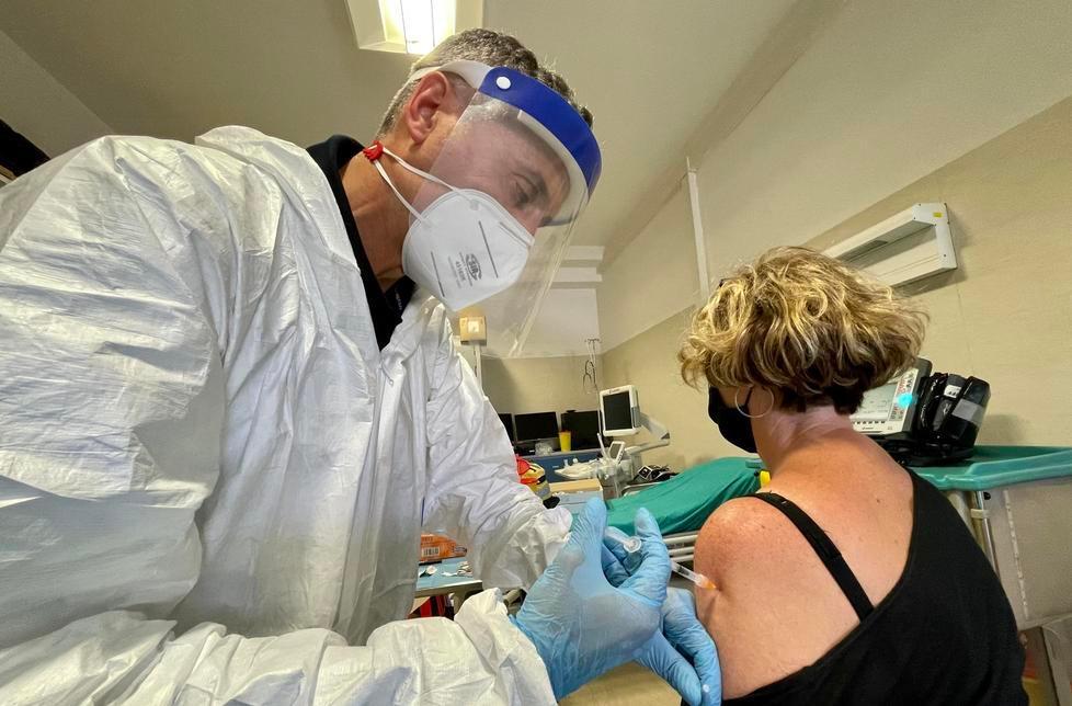 Modena. Via ai vaccini nelle aziende private, Coop e Bper sono pronte 