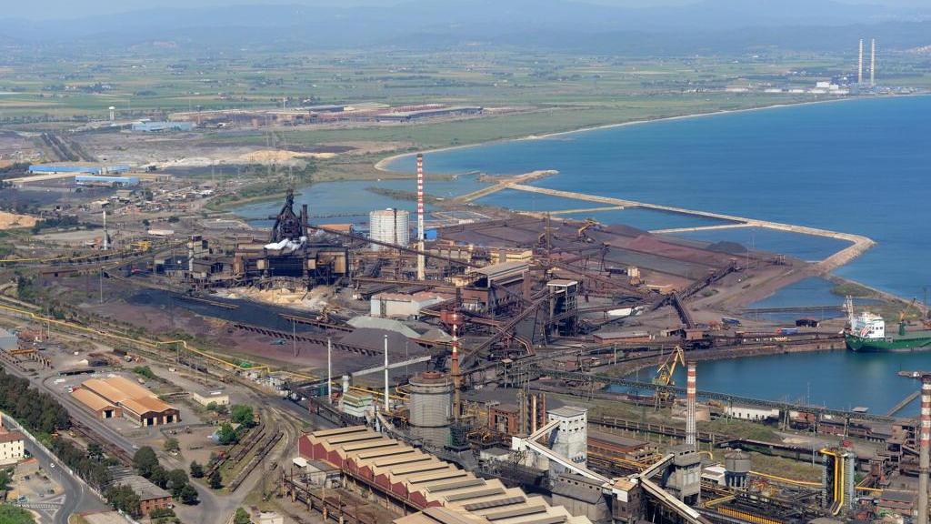 L’ex città d’acciaio è ferma: sono cinque le crisi aperte e 3.000 lavoratori in bilico