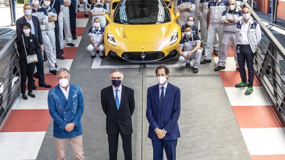 Elkann in visita con Tavares alla Maserati