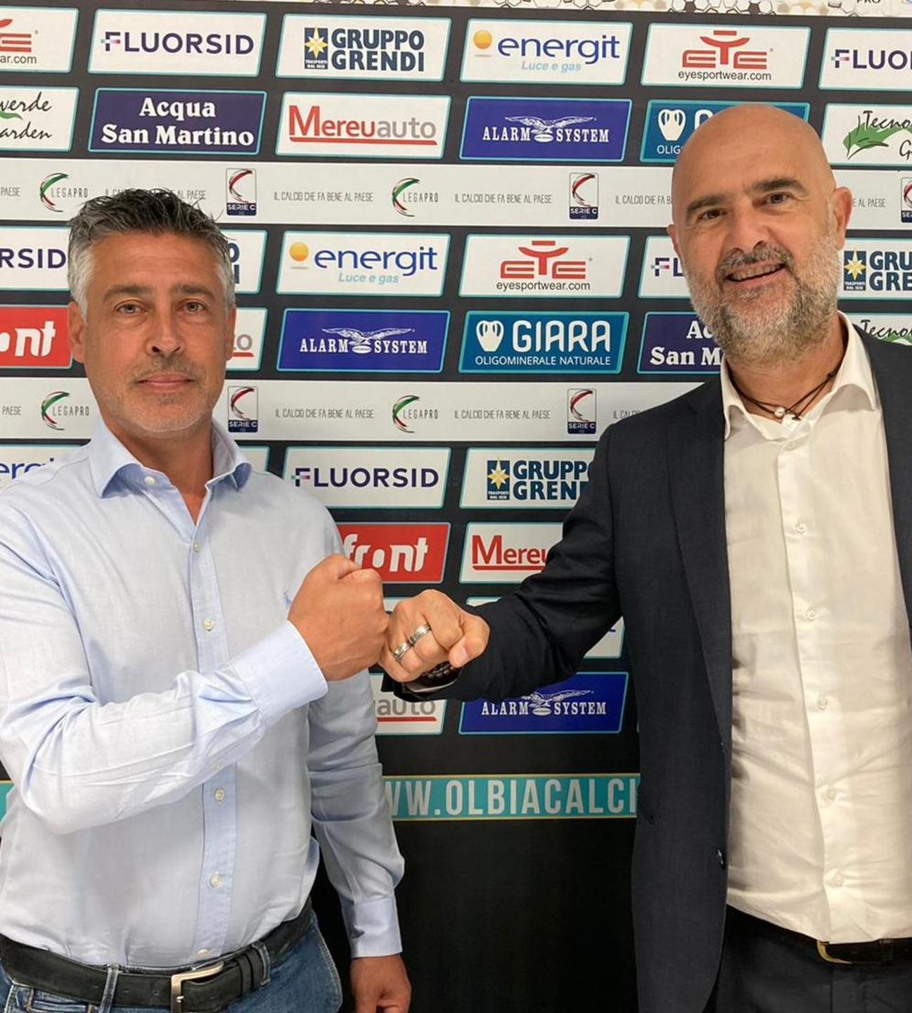 Il matrimonio continua L’Olbia e mister Canzi firmano il rinnovo 