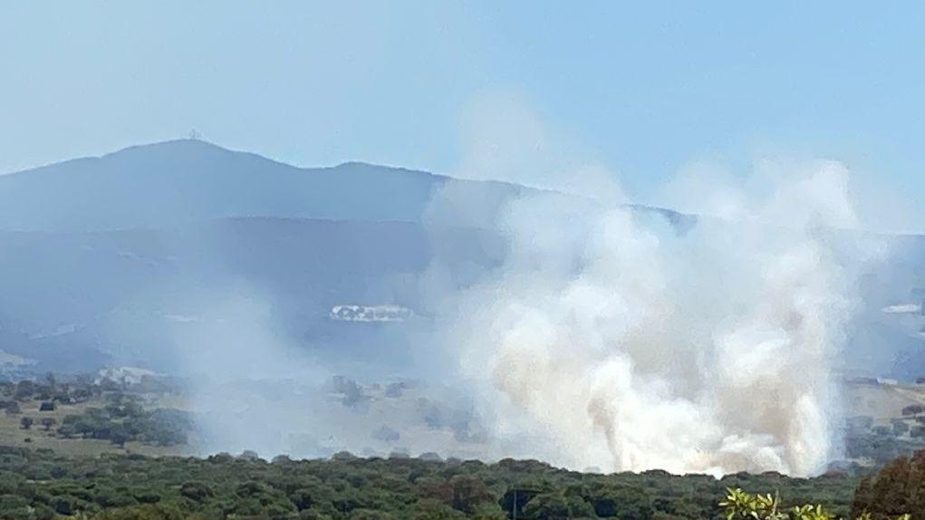 Due incendi nelle campagne di Ardara 