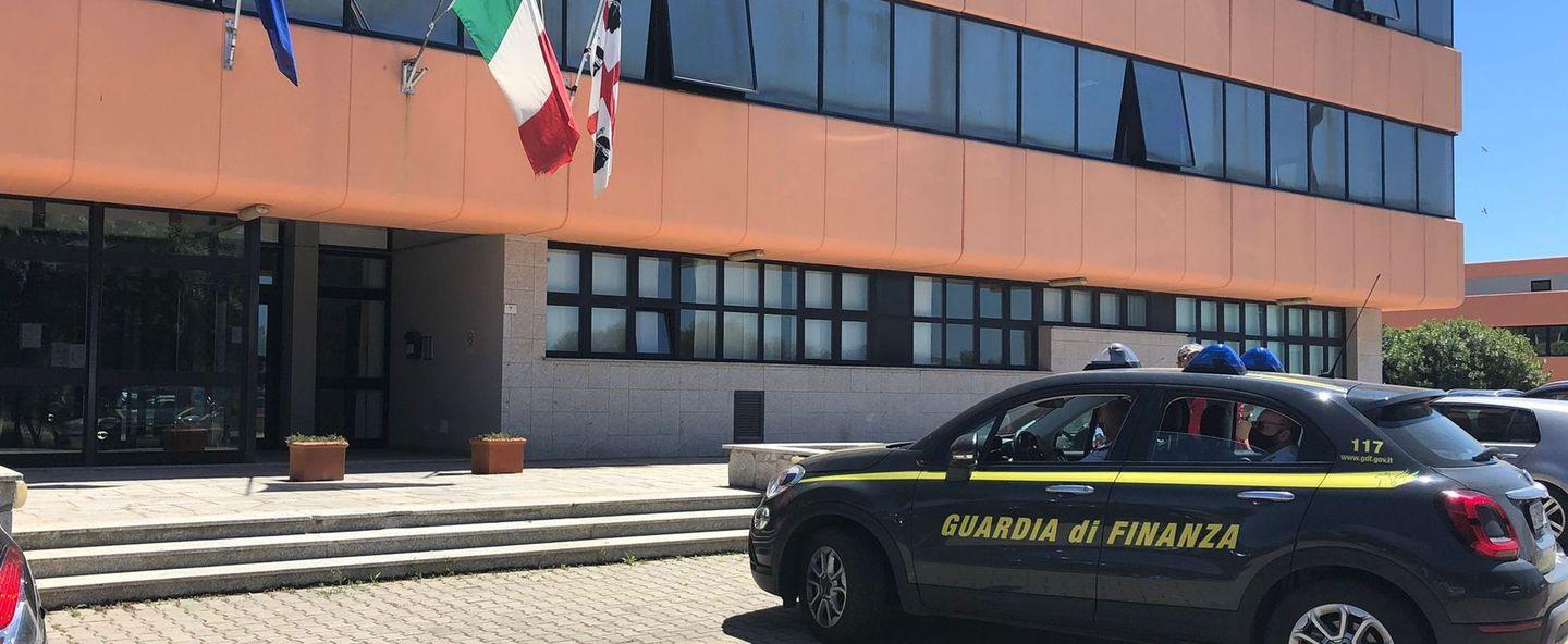 Bufera Cipnes, sospeso il direttore 