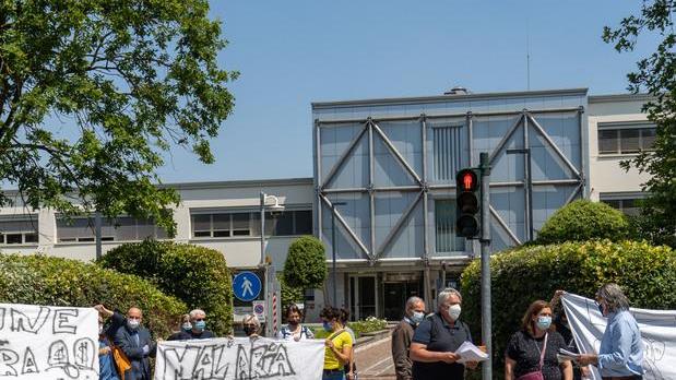L’urlo di Legambiente «Questo inceneritore va chiuso al più presto»