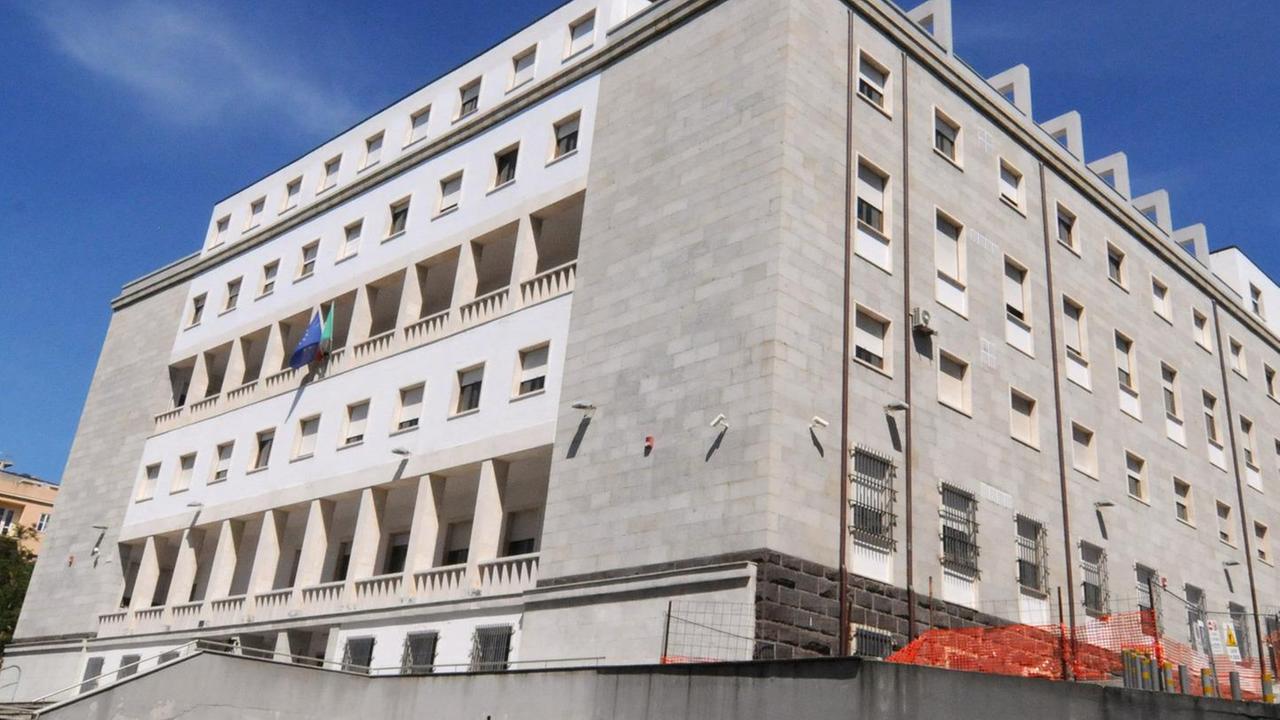 Irgoli a processo per minacce: patteggia 3 anni