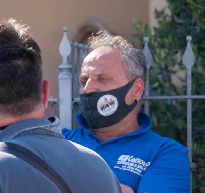 Uccide la moglie a coltellate. Il cognato «Ossessionato dalla gelosia» 