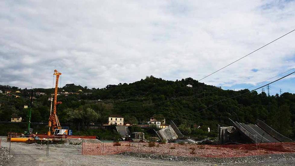 Dodici corse di bus gratis tra Albiano Magra e Aulla Slitta la perizia sul ponte