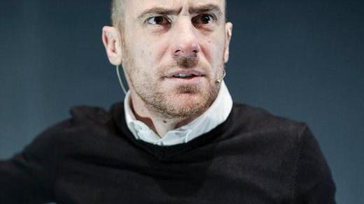 Pirandello tra ologrammi e una lettura in digitale La scommessa di Germano
