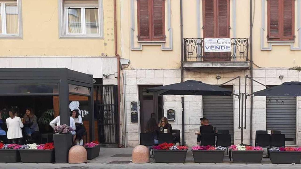 Concessioni per tavolini e dehor il Comune approva le deroghe