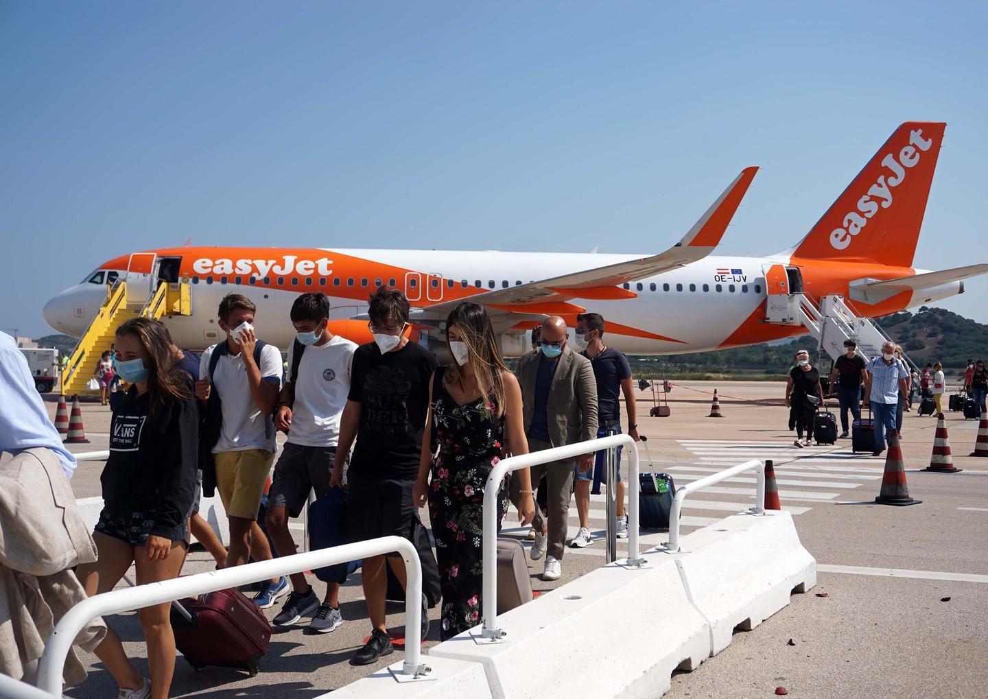 Stop ai controlli a tappeto per chi arriva nell’isola 