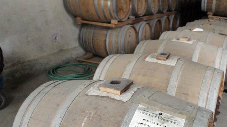 Modena Sequestrato mosto per il balsamico «Inadatto anche per condimento»