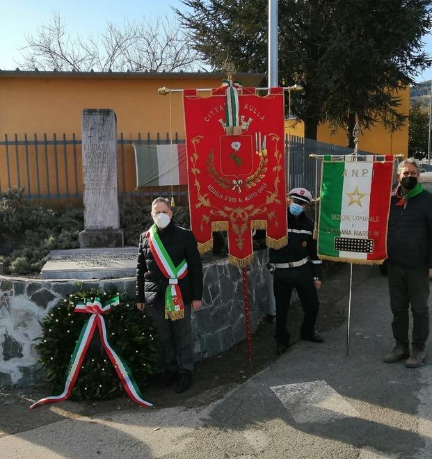  In piazza della Vittoria la statua al partigiano: Aulla festeggia il 2 giugno