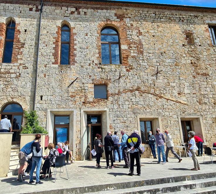 Hub nel convento A Massa Marittima 200 dosi al giorno 