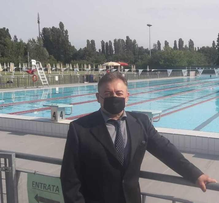 La piscina comunale riapre all’esterno 