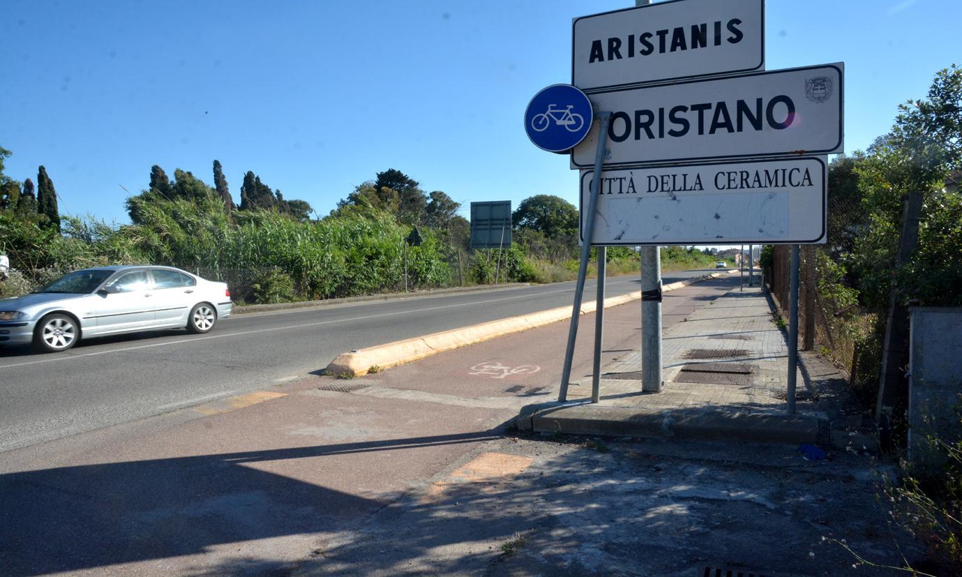 C’è il cartello, giù la testa o si sbatte