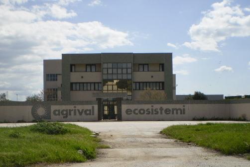 Mancata bonifica Agrival: è polemica 