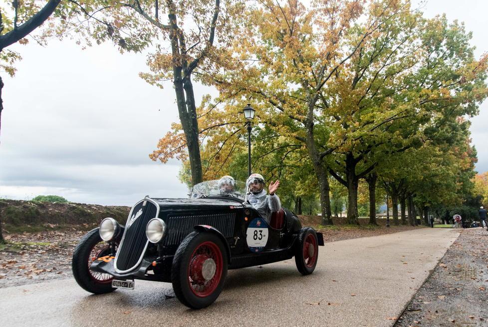 La 1000 Miglia in Maremma: a Castiglione le auto d’epoca 