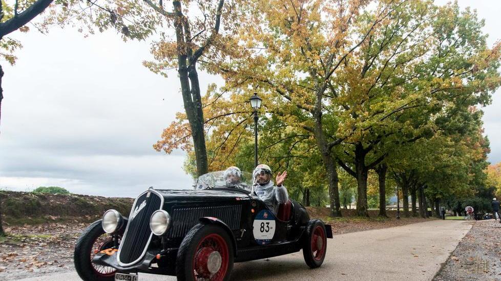 La 1000 Miglia in Maremma: a Castiglione le auto d’epoca
