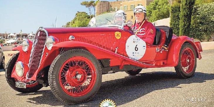 Giorgio Notari con la sua auto, unico grossetano in lizza per la 1000 Miglia 2021