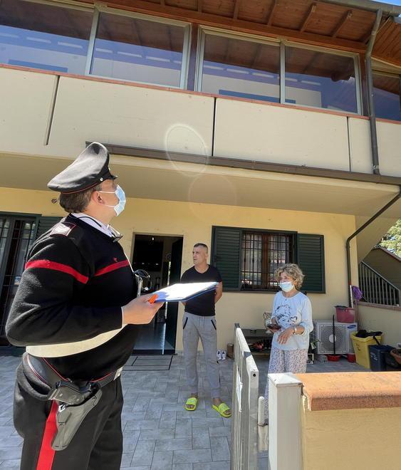 Precipita dal tetto di casa: grave un pensionato 