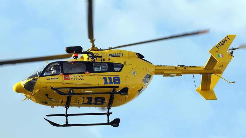 Cade dalla canoa e picchia la testa Ferito 65enne