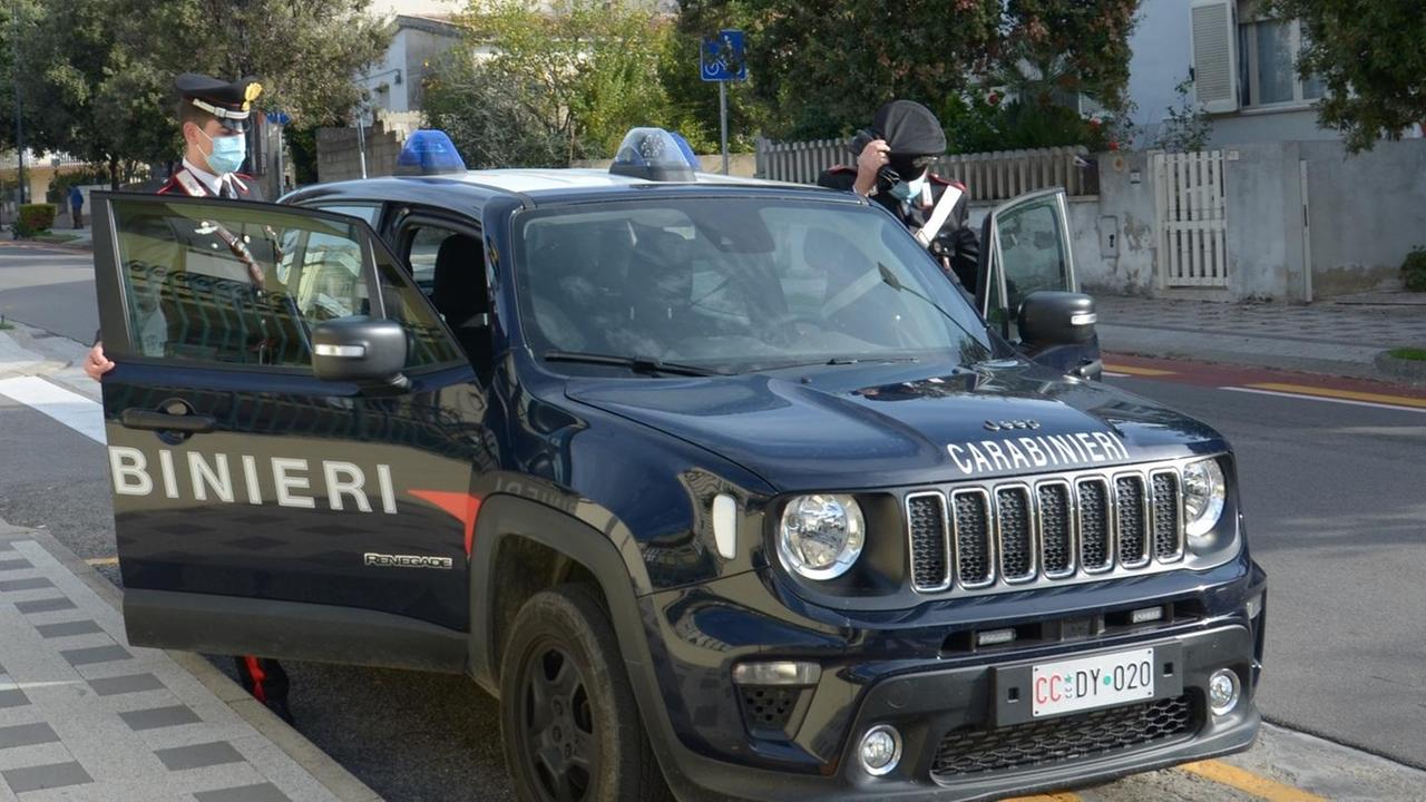 Zuffa in famiglia: 48enne accoltellato dal nipote