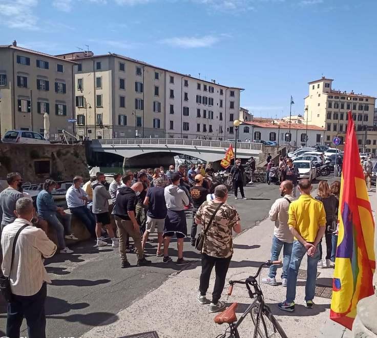 Porto 2000, protesta all’imbarco: presidio dei precari di Intempo 