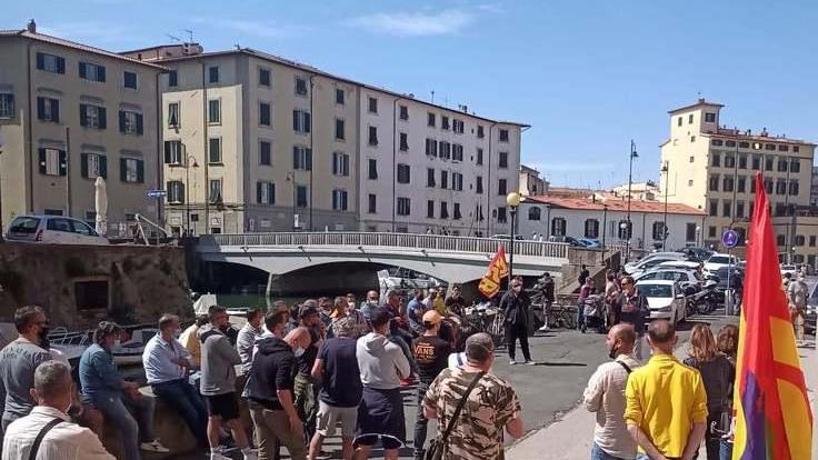 Porto 2000, protesta all’imbarco: presidio dei precari di Intempo